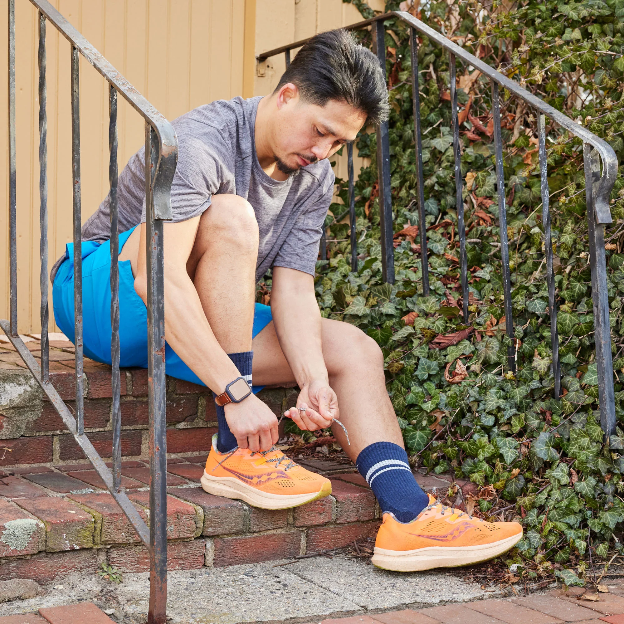 Men's Element Micro Crew Lightweight Running Socks - Image 5