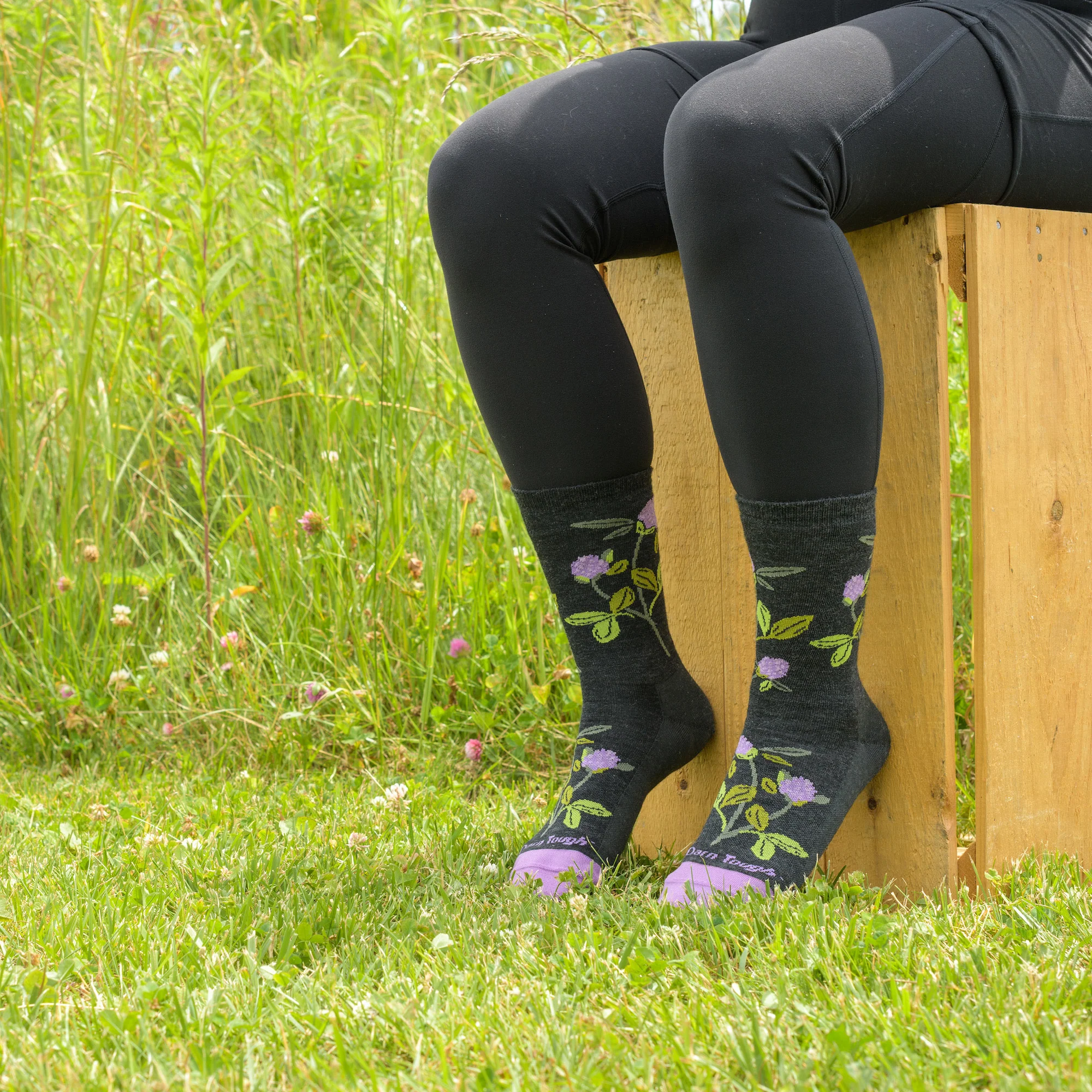 Women's Blossom Crew Lightweight Lifestyle Socks - Image 9