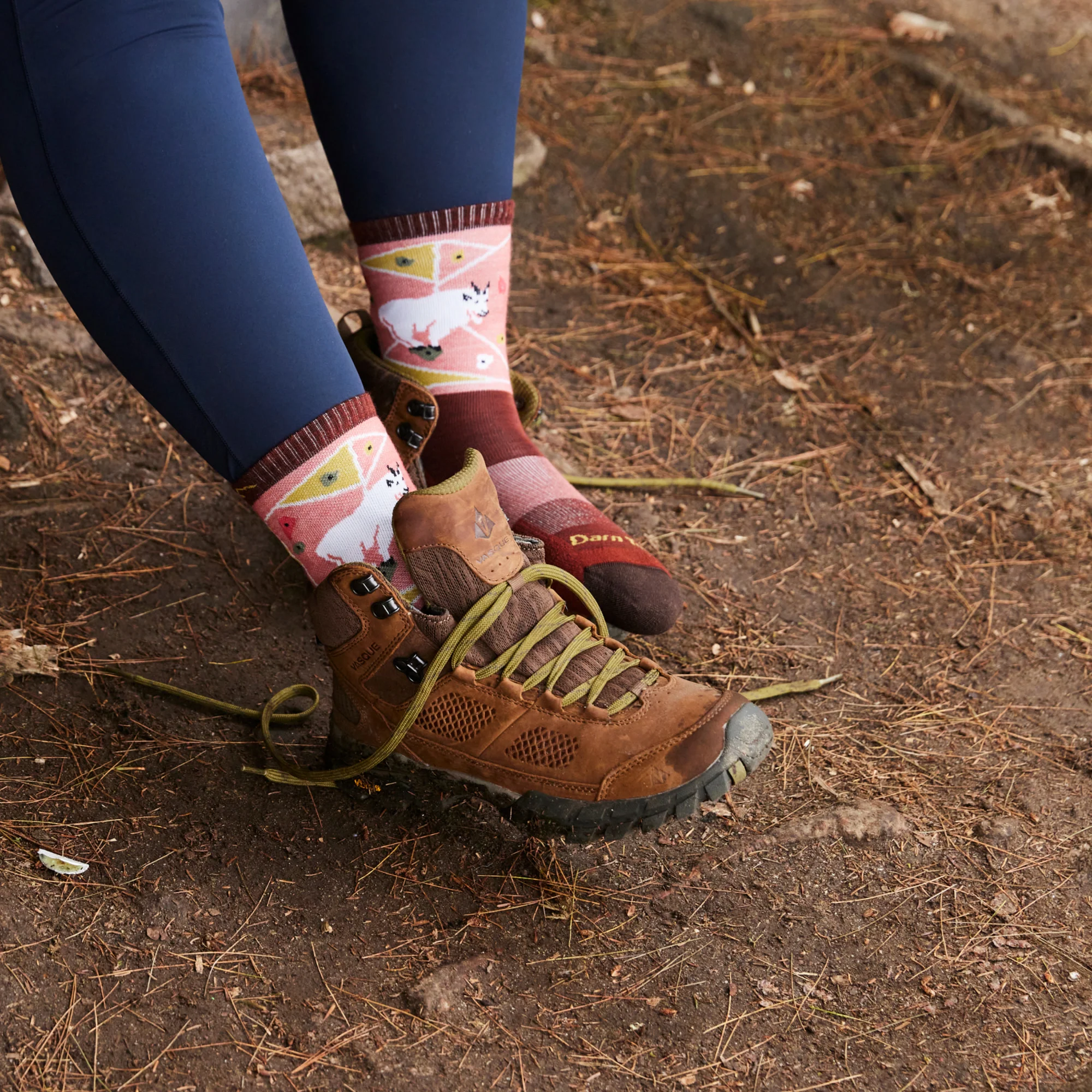 Women's Critter Club Micro Crew Lightweight Hiking Socks - Image 7