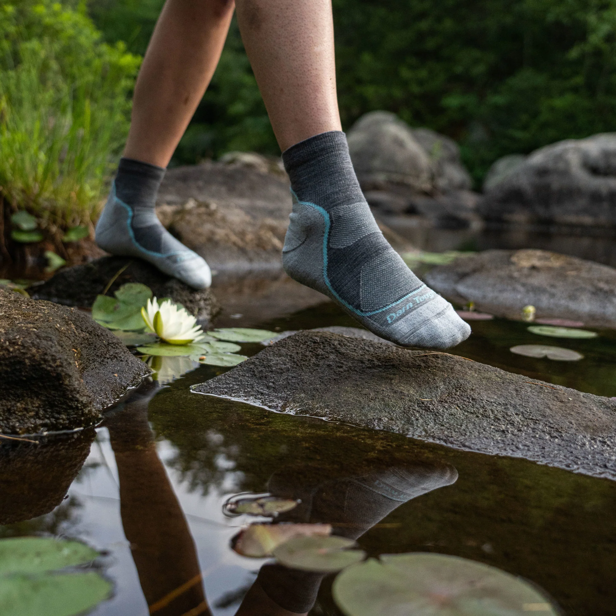 Women's Light Hiker Quarter Lightweight Hiking Socks - Image 7