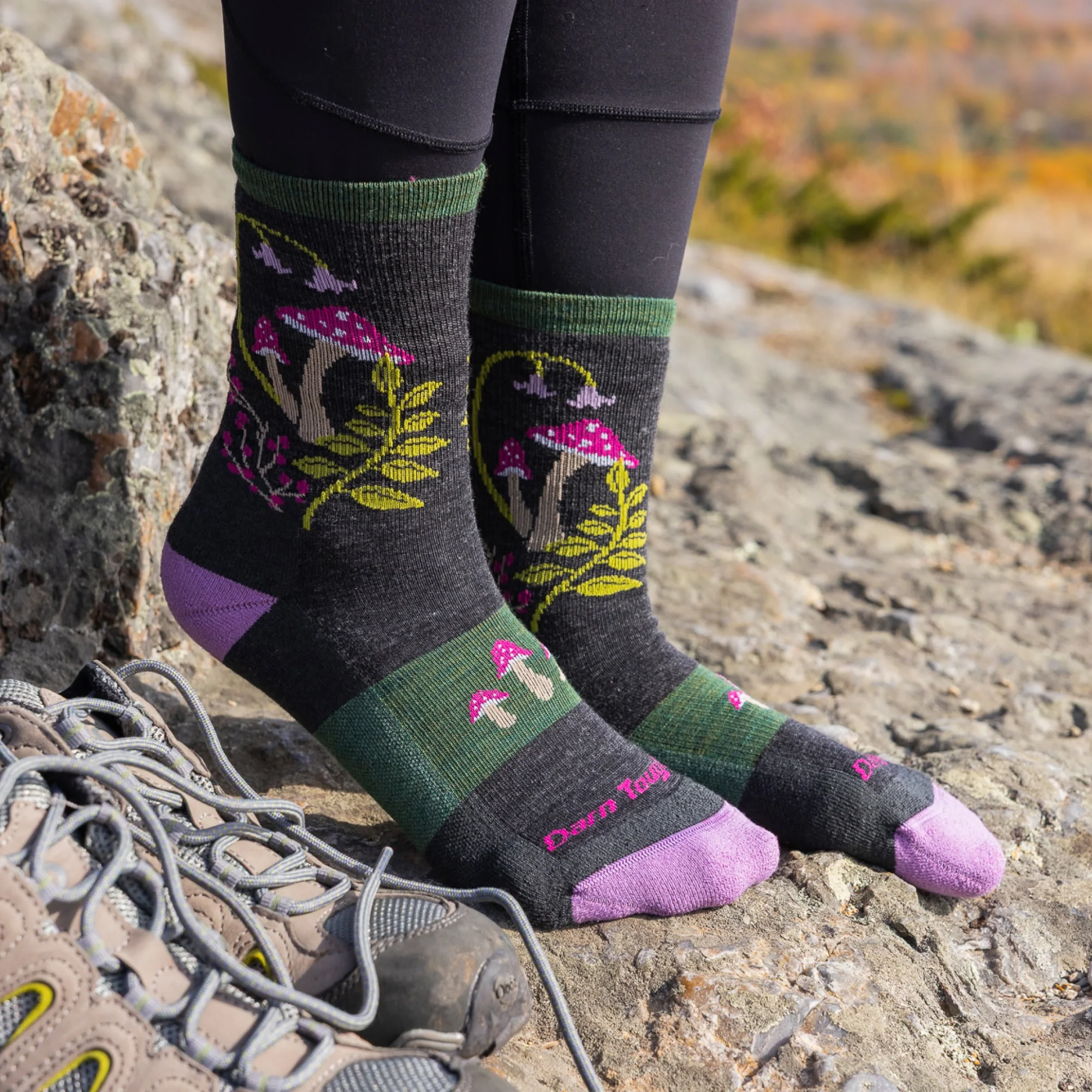 Women's Mellow Mushrooms Micro Crew Lightweight Hiking Socks - Image 3